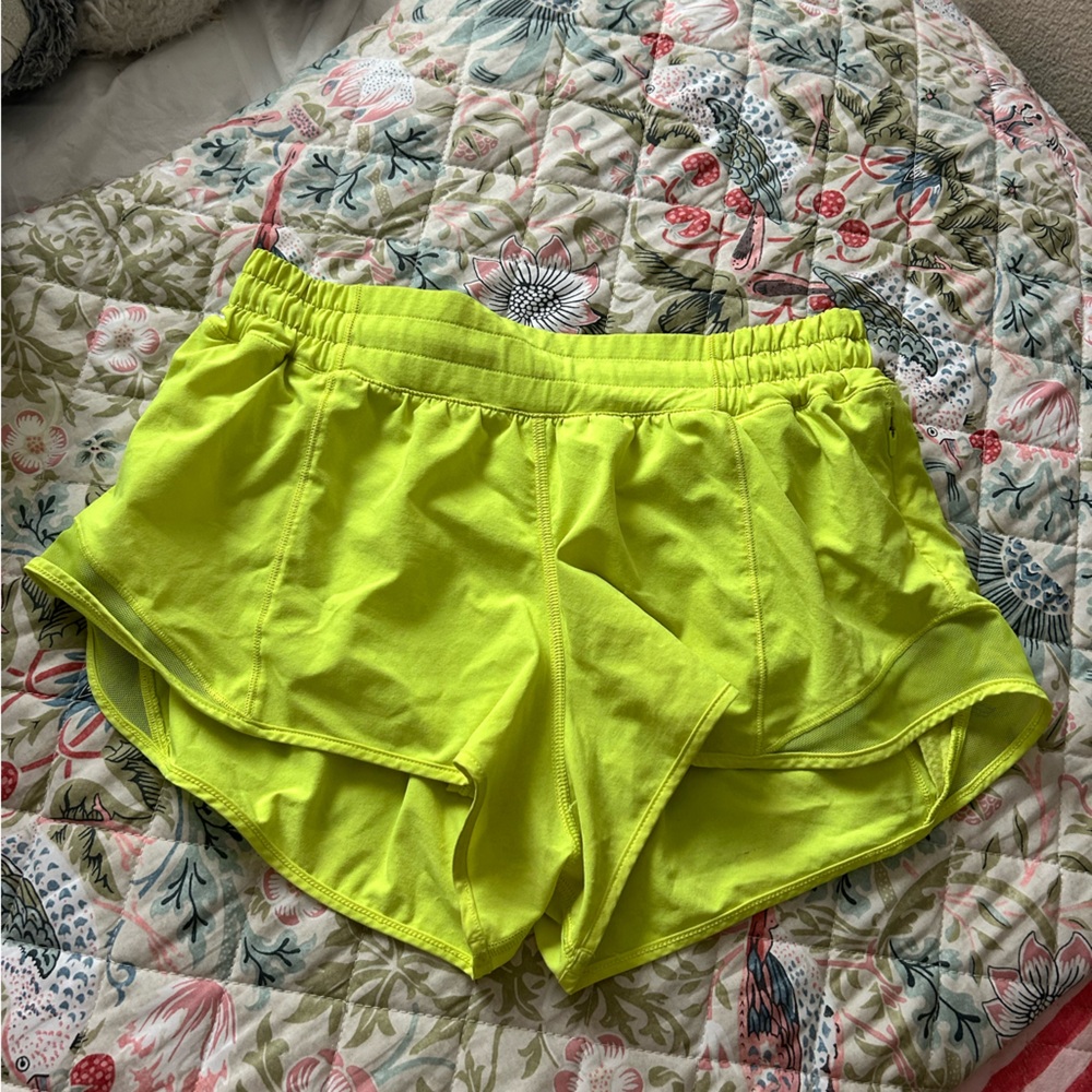 Lululemon hotty hot 2.5